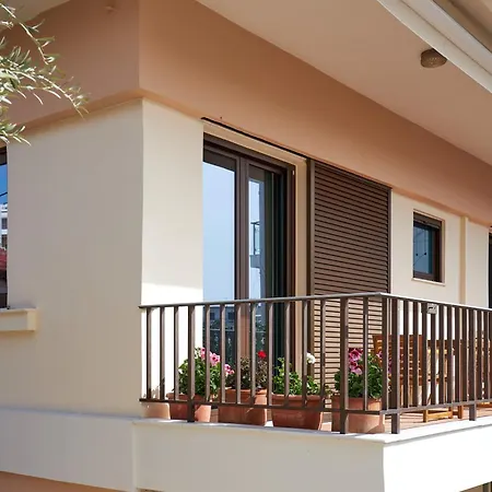 Apartment Katsambas - Cozy Retro-luxury With Balcony
